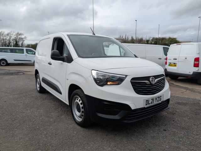 2021 Vauxhall Combo Cargo 2300 1.5 Turbo D 100Ps H1 Dynamic Van (DL21YZG) Image 2