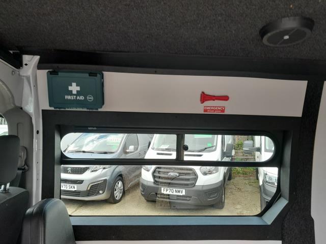 2021 Vauxhall Movano WELFARE VAN 2300 L3 H2 135PS EURO 6  (DL21ZCT) Image 36
