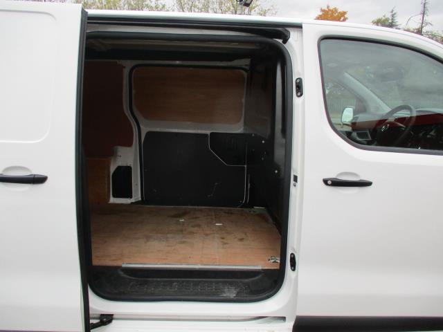 2021 Vauxhall Vivaro 2900 1.5D 100Ps Dynamic H1 Van (DL21ZDR) Image 29