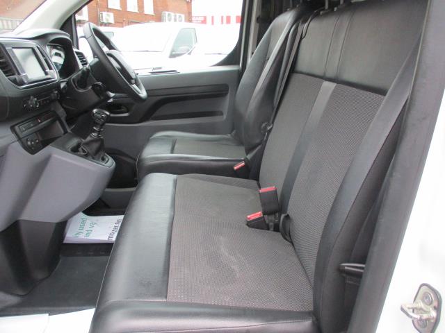 2021 Vauxhall Vivaro 2900 1.5D 100Ps Dynamic H1 Van (DL21ZDR) Image 24