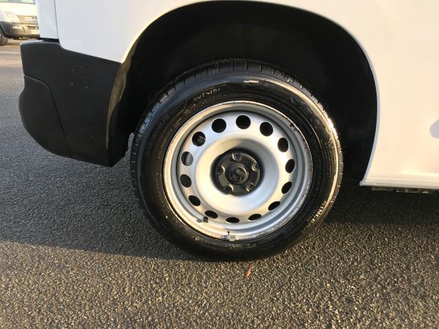 2021 Vauxhall Combo Cargo 2300 1.5 Turbo D 100Ps H1 Dynamic Van (DL21ZFV) Image 15