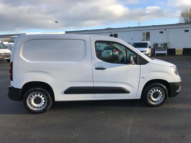 2021 Vauxhall Combo Cargo 2300 1.5 Turbo D 100Ps H1 Dynamic Van (DL21ZFV) Image 12