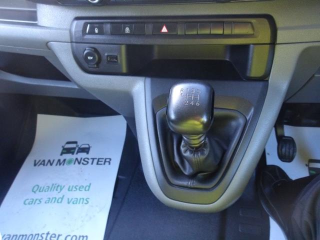 2022 Vauxhall Vivaro 3100 2.0D 145Ps Dynamic H1 D/Cab (DL22HBZ) Image 27