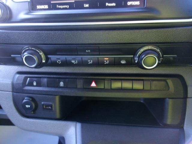 2022 Vauxhall Vivaro 3100 2.0D 145Ps Dynamic H1 D/Cab (DL22HBZ) Image 26