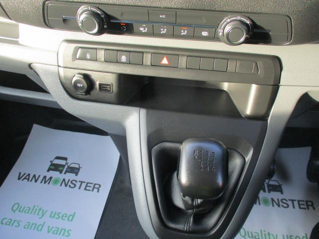 2022 Vauxhall Vivaro 3100 2.0D 145Ps Dynamic H1 D/Cab (DL22XSE) Image 24