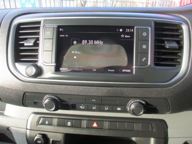 2022 Vauxhall Vivaro 3100 2.0D 145Ps Dynamic H1 D/Cab (DL22XSE) Image 22