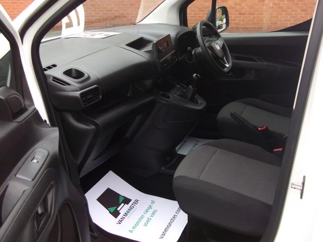 2019 Vauxhall Combo Cargo 2000 1.6 Turbo D 100Ps H1 Edition Van (DL68XUY) Image 27