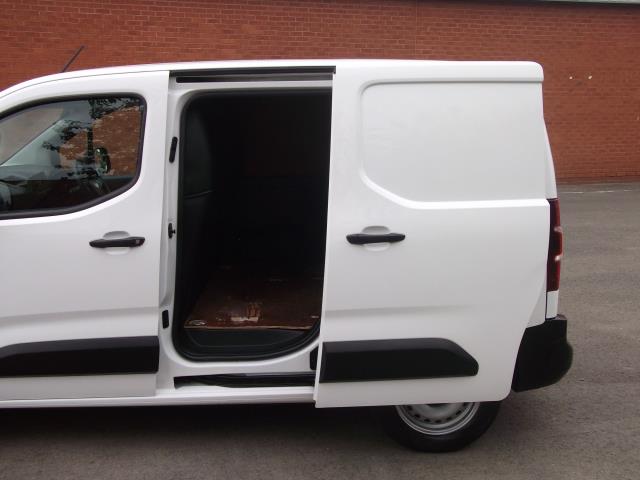 2019 Vauxhall Combo Cargo 2000 1.6 Turbo D 100Ps H1 Edition Van (DL68XUY) Thumbnail 38
