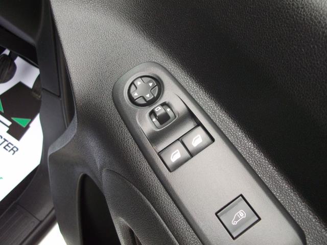 2019 Vauxhall Combo Cargo 2000 1.6 Turbo D 100Ps H1 Edition Van (DL68XUY) Image 17
