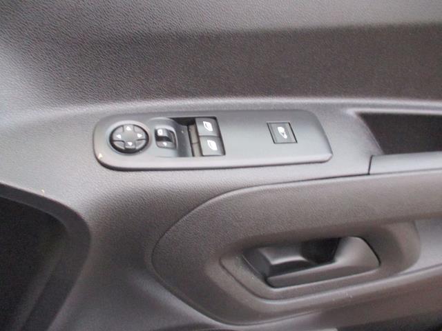 2019 Vauxhall Combo Cargo 1.6 TURBO D 100PS H1 EDITION  (DL68XYK) Image 15