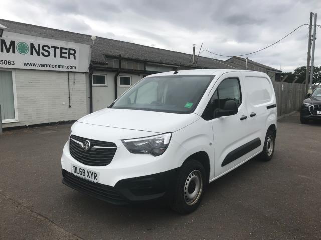 2019 Vauxhall Combo Cargo 2000 1.6 Turbo D 100Ps H1 Edition Van EURO 6 (DL68XYR) Image 3