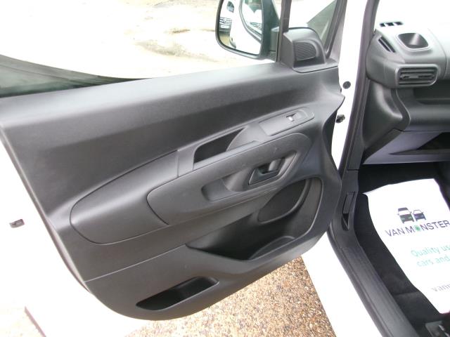 2019 Vauxhall Combo Cargo 2000 1.6 Turbo D 100Ps H1 Edition Van (DL68XZD) Image 20