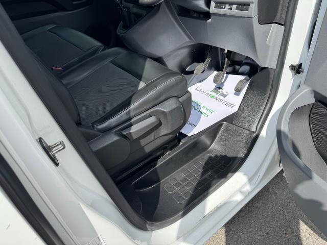 2020 Vauxhall Vivaro L2 2900 1.5D 100Ps Dynamic H1 Van (DL70DRO) Image 17
