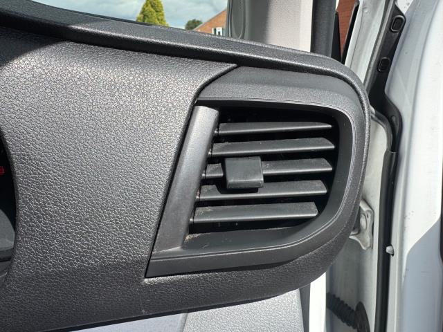 2020 Vauxhall Vivaro L2 2900 1.5D 100Ps Dynamic H1 Van (DL70DRO) Image 25