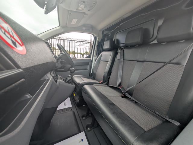 2020 Vauxhall Vivaro 2900 1.5D 100Ps Dynamic H1 Van (DL70DWV) Image 19