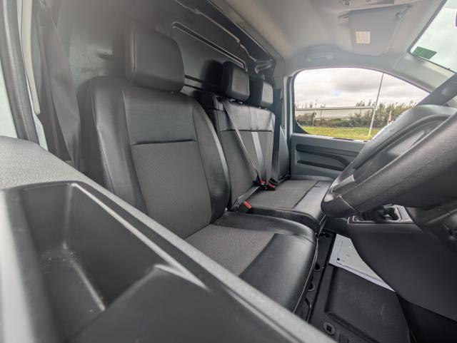 2020 Vauxhall Vivaro 2900 1.5D 100Ps Dynamic H1 Van (DL70DWV) Image 16