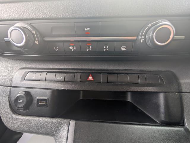 2020 Vauxhall Vivaro 2900 1.5D 100Ps Dynamic H1 Van (DL70DWV) Image 29