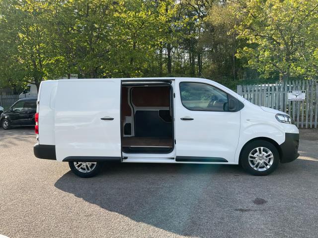 2020 Vauxhall Vivaro 2900 1.5D 100Ps Dynamic H1 Van (DL70DXA) Image 16