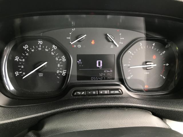 2020 Vauxhall Vivaro 2900 L2 H1 1.5D 100PS DYNAMIC EURO 6 (DL70DYC) Image 18