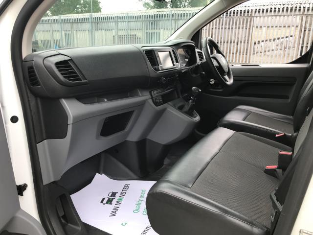 2020 Vauxhall Vivaro 2900 L2 H1 1.5D 100PS DYNAMIC EURO 6 (DL70DYC) Image 22