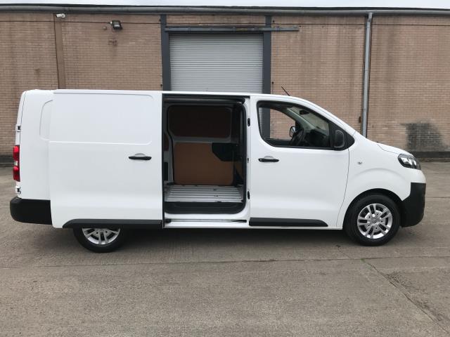 2020 Vauxhall Vivaro 2900 L2 H1 1.5D 100PS DYNAMIC EURO 6 (DL70DYC) Image 8
