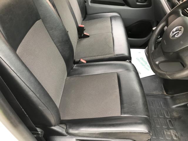 2020 Vauxhall Vivaro 2900 L2 H1 1.5D 100PS DYNAMIC EURO 6 (DL70DYC) Image 13