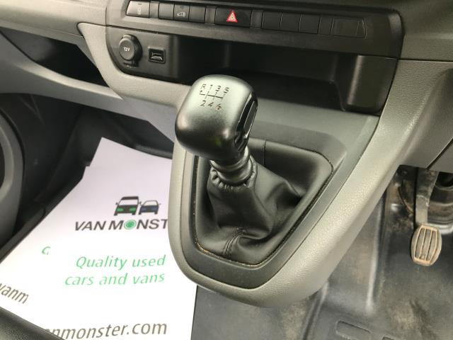 2020 Vauxhall Vivaro 2900 L2 H1 1.5D 100PS DYNAMIC EURO 6 (DL70DYC) Image 16
