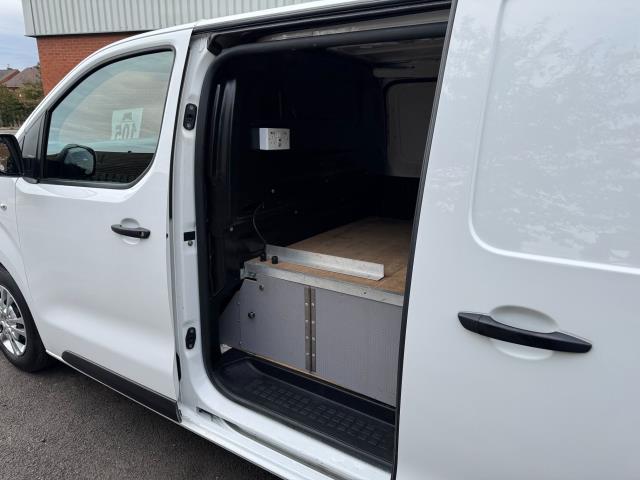 2020 Vauxhall Vivaro 2900 1.5D 100Ps Dynamic H1 Van Euro 6 (DL70DYY) Image 42