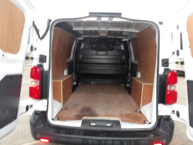 2020 Vauxhall Vivaro 2900 1.5D 100Ps Dynamic H1 Van (DL70DZV) Image 16