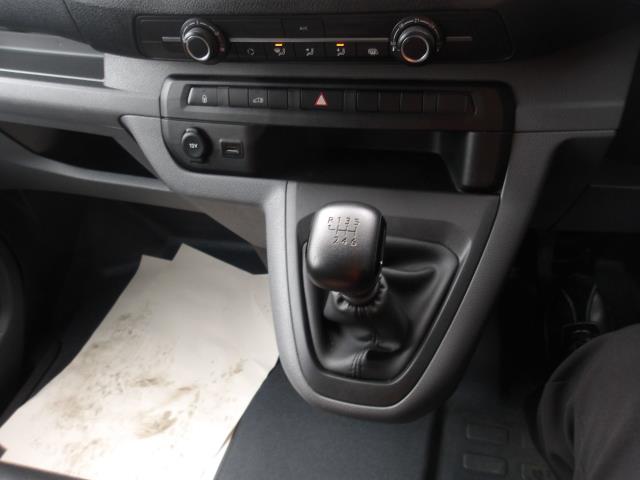 2020 Vauxhall Vivaro 2900 1.5D 100Ps Dynamic H1 Van (DL70DZV) Image 26