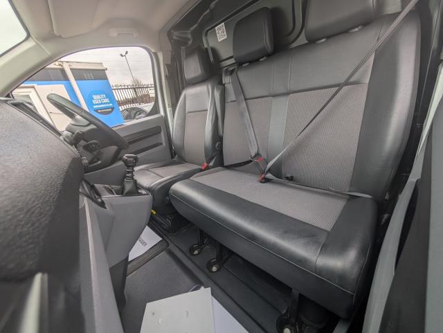 2020 Vauxhall Vivaro 2900 1.5D 100Ps Dynamic H1 Van (DL70EAF) Image 16