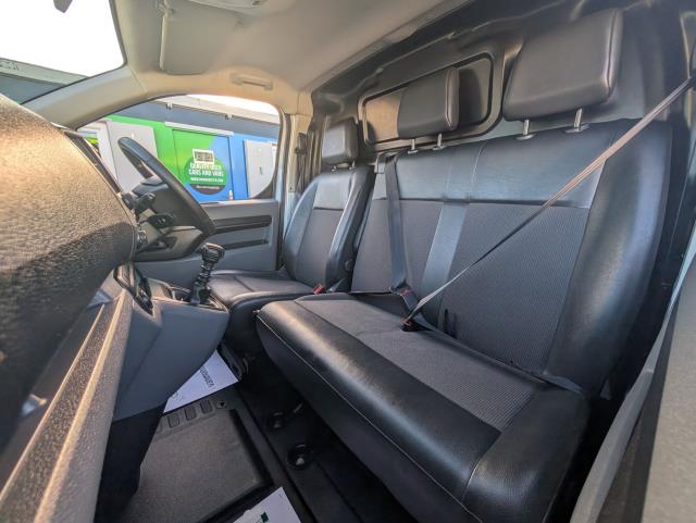 2020 Vauxhall Vivaro 2900 1.5D 100Ps Dynamic H1 Van (DL70JBV) Image 19