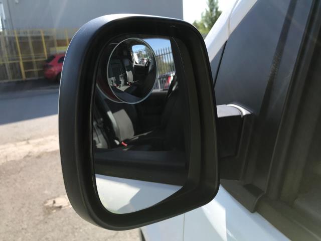 2020 Vauxhall Vivaro 3100 L2 H1 2.0D 120PS SPORTIVE EURO 6 (DL70JCX) Image 40