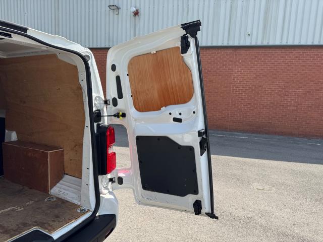 2020 Vauxhall Vivaro 3100 L2 H1 2.0D 120PS SPORTIVE EURO 6 (DL70JCX) Image 55