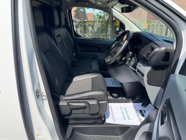 2020 Vauxhall Vivaro 3100 L2 H1 2.0D 120PS SPORTIVE EURO 6 (DL70JCX) Image 15