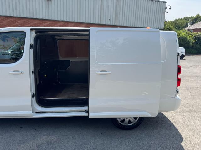 2020 Vauxhall Vivaro 3100 L2 H1 2.0D 120PS SPORTIVE EURO 6 (DL70JCX) Image 43