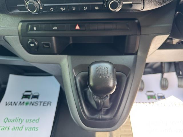 2020 Vauxhall Vivaro 3100 L2 H1 2.0D 120PS SPORTIVE EURO 6 (DL70JCX) Image 29