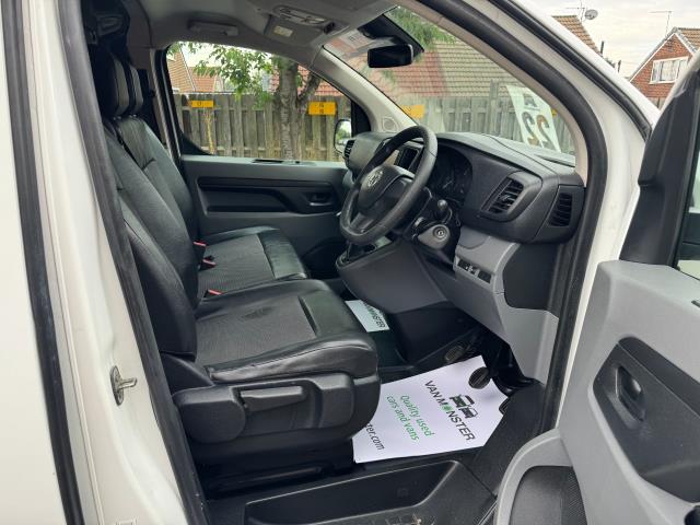 2020 Vauxhall Vivaro L2 2900 1.5D 100Ps Dynamic H1 Van (DL70JKO) Image 13