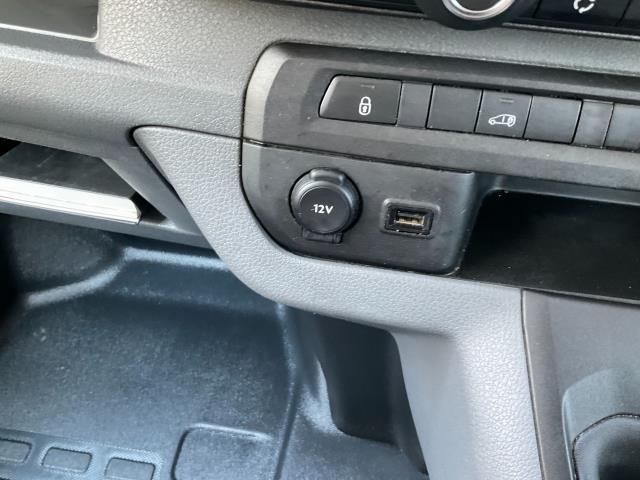 2020 Vauxhall Vivaro 2900 1.5D 100Ps Dynamic H1 Van (DL70JTX) Image 27
