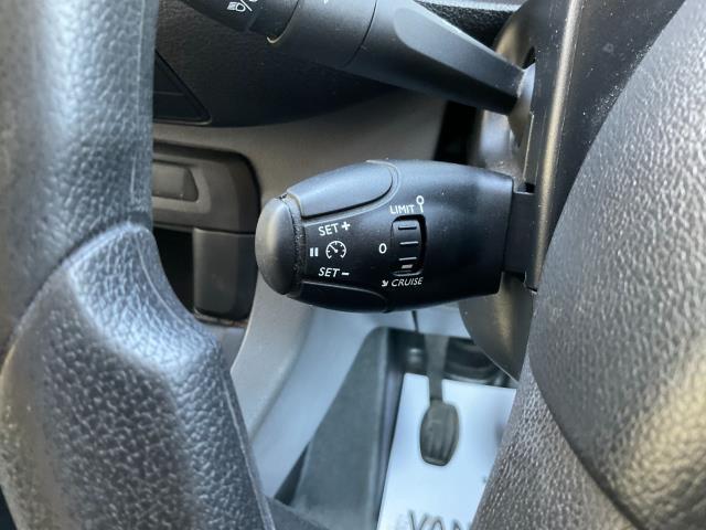 2020 Vauxhall Vivaro 2900 1.5D 100Ps Dynamic H1 Van (DL70JTX) Image 30