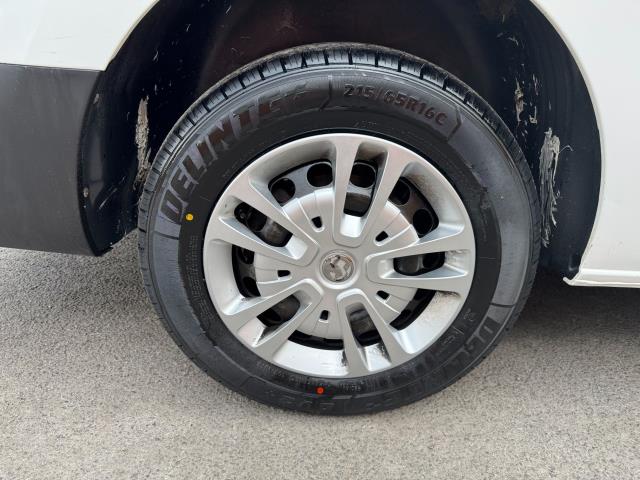 2020 Vauxhall Vivaro 2900 1.5D 100Ps Dynamic H1 Van (DL70JVZ) Image 60