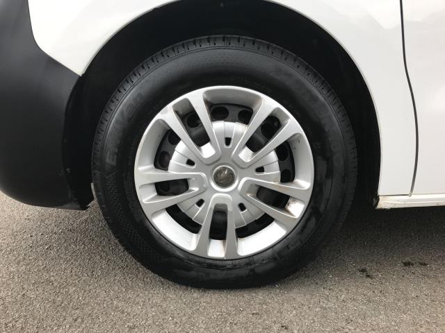 2020 Vauxhall Vivaro 2900 1.5D 100Ps Dynamic H1 Van (DL70SNN) Image 17