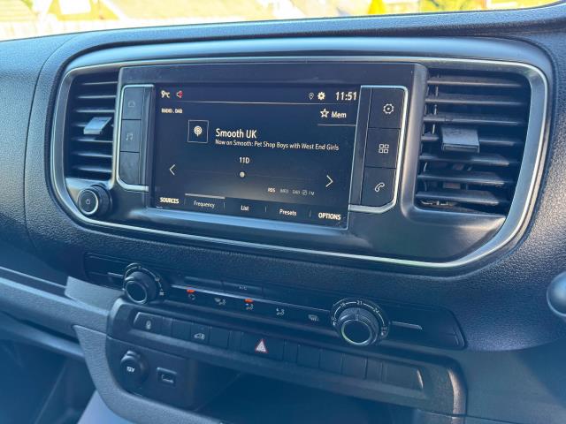 2020 Vauxhall Vivaro 2900 1.5D 100Ps Dynamic H1 Van (DL70STZ) Image 26