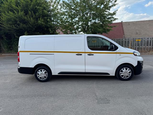 2020 Vauxhall Vivaro L2 2900 1.5D 100Ps Dynamic H1 Van (DL70SYS) Image 10