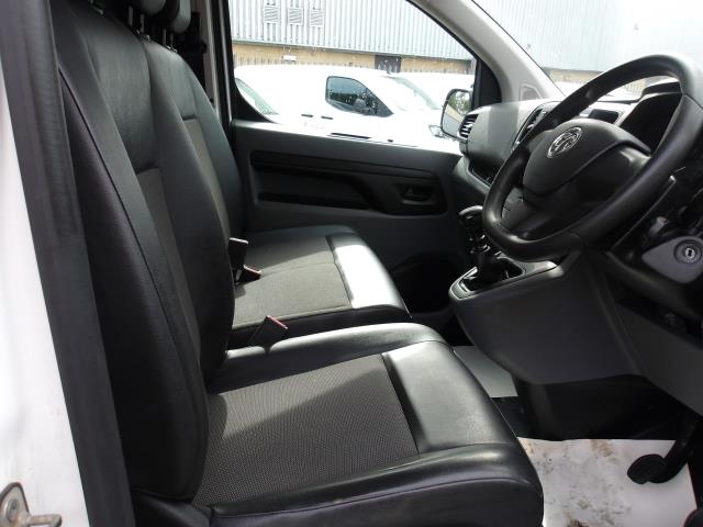 2020 Vauxhall Vivaro 2900 1.5D 100Ps Dynamic H1 Van (DL70THK) Image 22