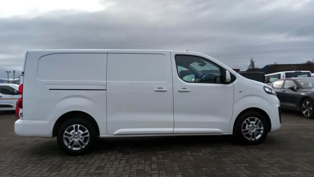 2020 Vauxhall Vivaro 1.5 HDI L2 H1sportive (DL70UNB) Image 2
