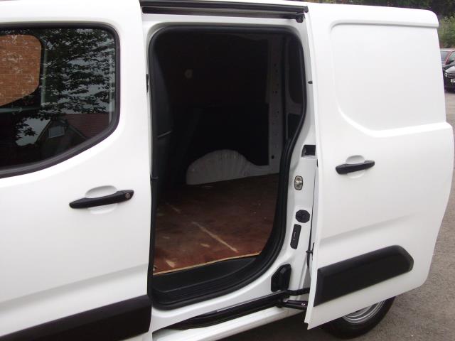 2019 Vauxhall Combo Cargo 2000 1.6 Turbo D 100Ps H1 Edition Van (DN19KKC) Image 37