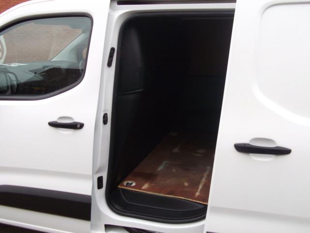 2019 Vauxhall Combo Cargo 2000 1.6 Turbo D 100Ps H1 Edition Van (DN19KKC) Thumbnail 36