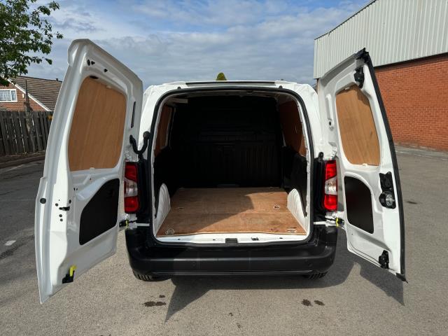 2021 Vauxhall Combo Cargo 2300 1.5 Turbo D 100Ps H1 Dynamic Van EURO 6 (DN21GPZ) Image 43
