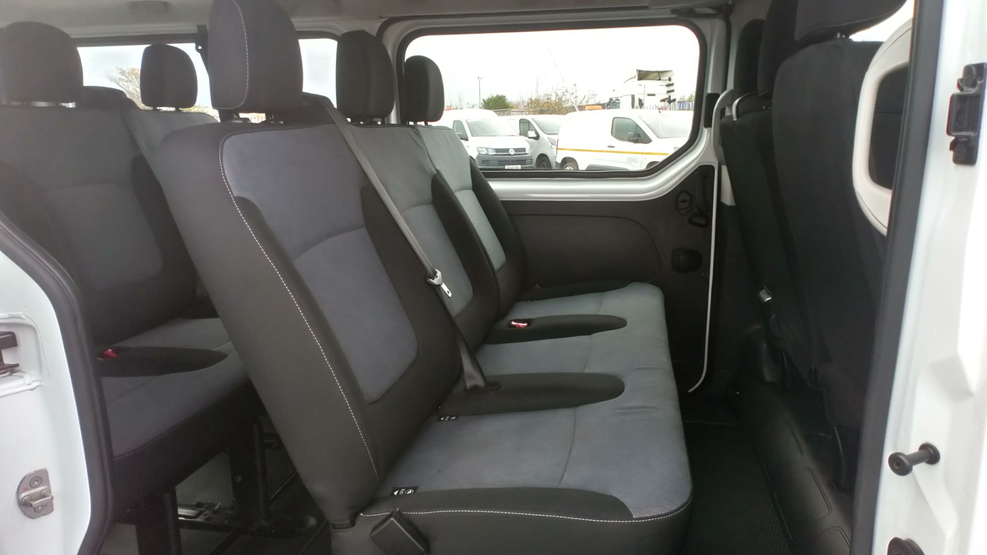 2018 Vauxhall Vivaro 2900 1.6Cdti 120Ps H1 Combi 9 Seat (DN68YVG) Image 12